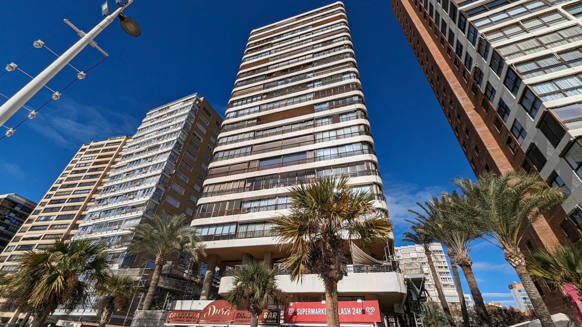 Las Arenas Sea Front Apartments Benidorm Eksteriør bilde