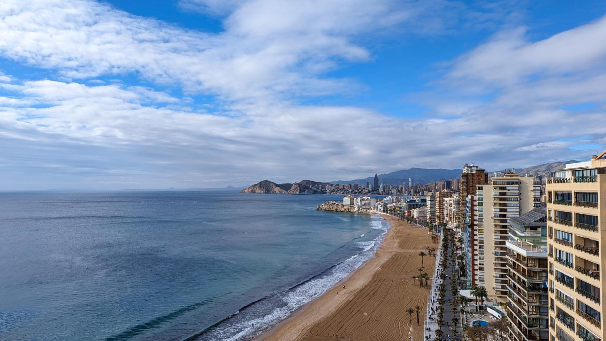 Las Arenas Sea Front Apartments Benidorm Eksteriør bilde