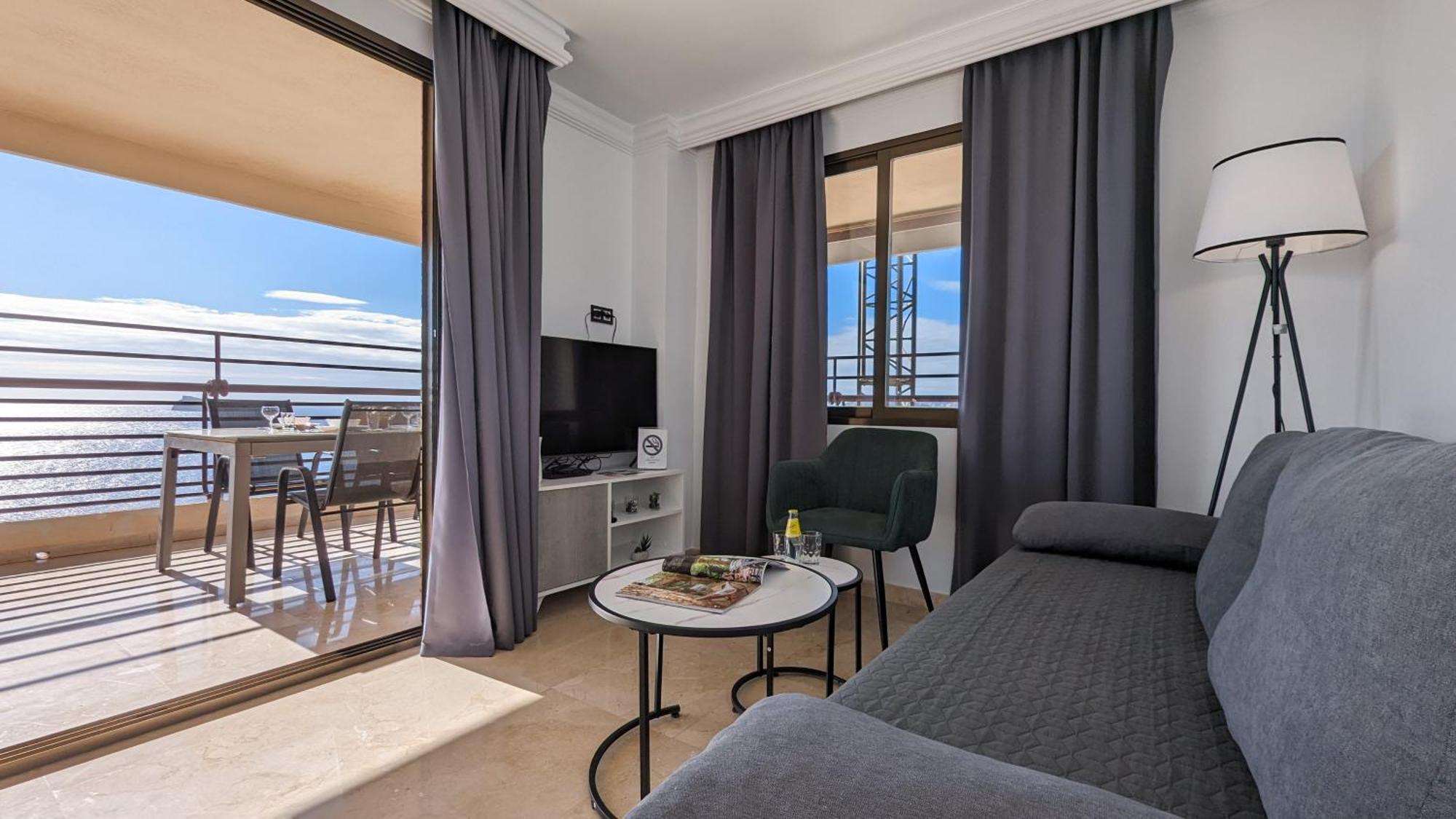 Las Arenas Sea Front Apartments Benidorm Eksteriør bilde
