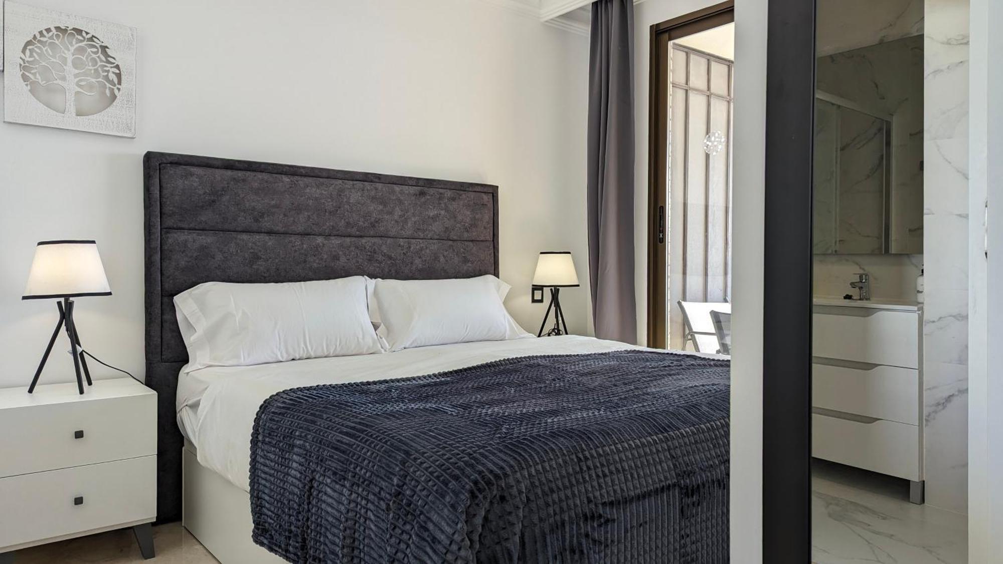 Las Arenas Sea Front Apartments Benidorm Eksteriør bilde