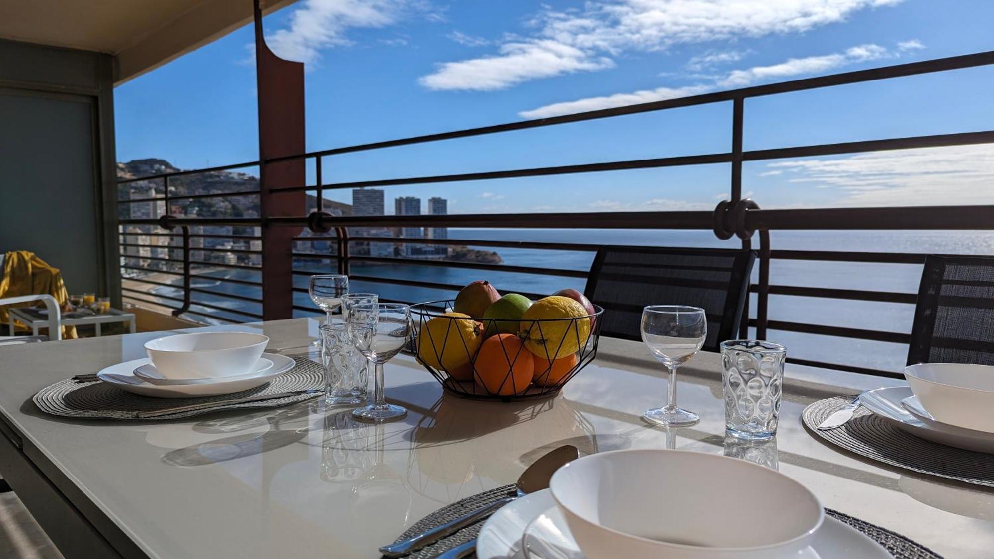 Las Arenas Sea Front Apartments Benidorm Eksteriør bilde